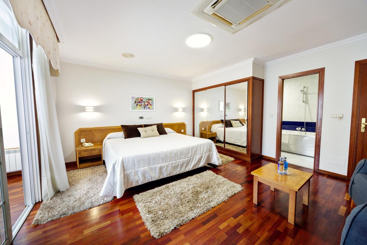 Hotel As Camelias Vilarrodis Eksteriør bilde